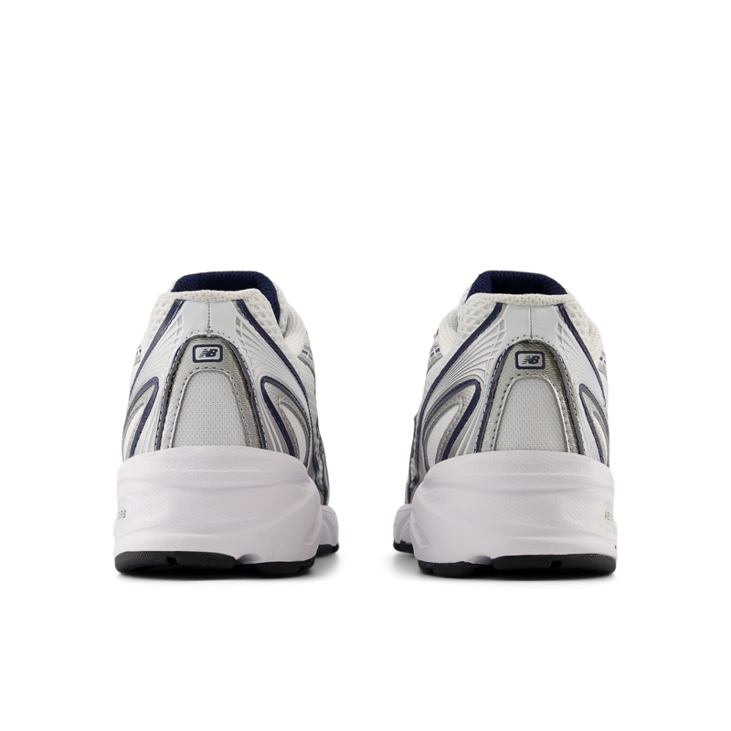 ZAPATILLAS URBANAS UNISEX NEW BALANCE 740 BLANCA/GRIS - 5