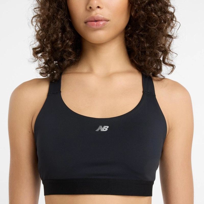PETO ENTRENAMIENTO MUJER NEW BALANCE ESSENTIAL RUN NEGRO - 2
