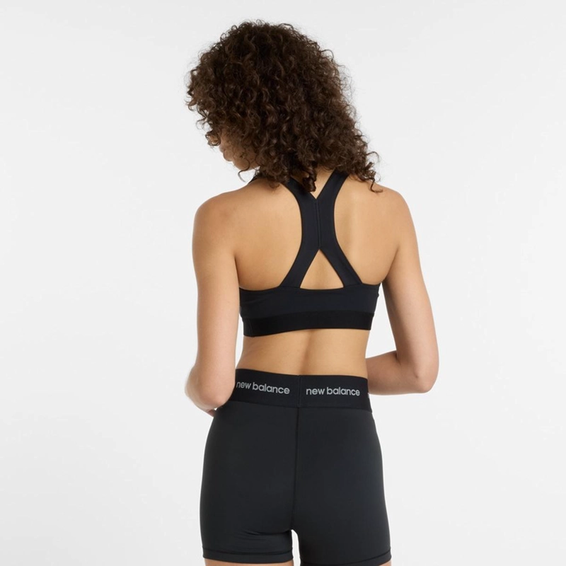 PETO ENTRENAMIENTO MUJER NEW BALANCE ESSENTIAL RUN NEGRO - 3