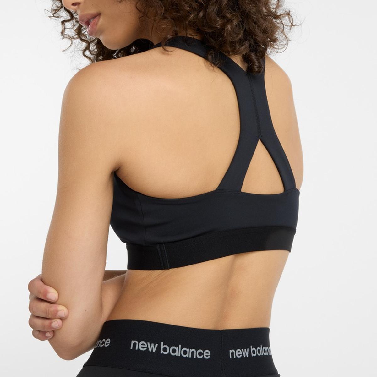 PETO ENTRENAMIENTO MUJER NEW BALANCE ESSENTIAL RUN NEGRO - 4