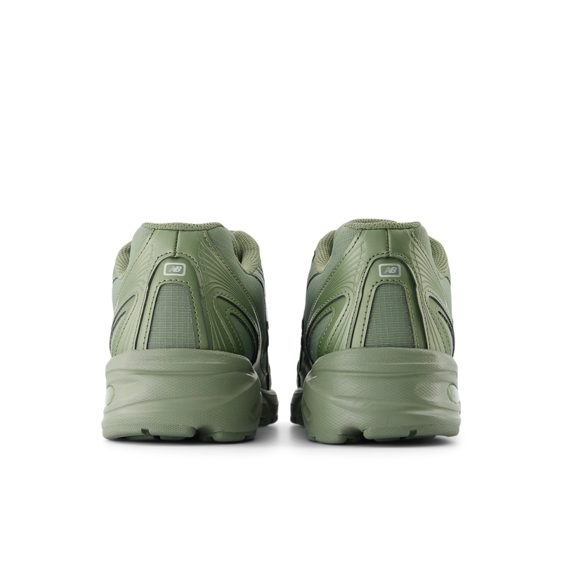 ZAPATILLAS URBANAS UNISEX NEW BALANCE 740 VERDE - 6