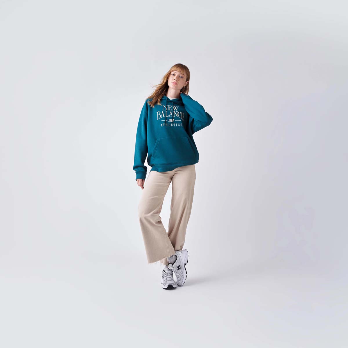POLERON LIFESTYLE MUJER NEW BALANCE LINEAR HERITAGE VERDE - 6
