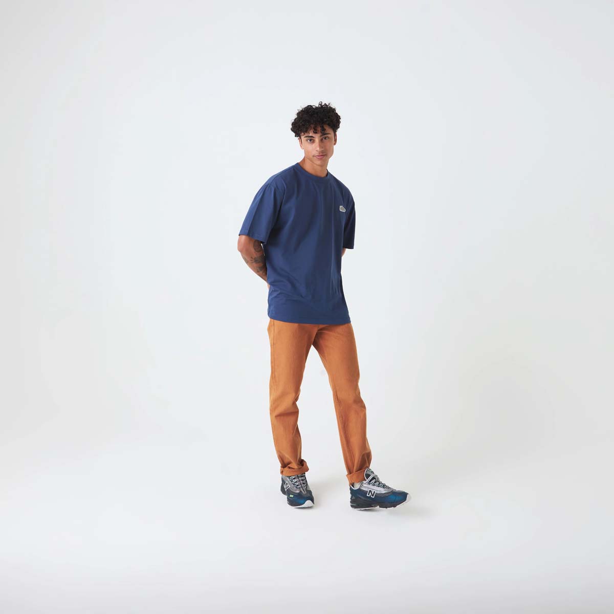 POLERA LIFESTYLE HOMBRE NEW BALANCE ATHLETICS 574 PATCH AZUL - 6