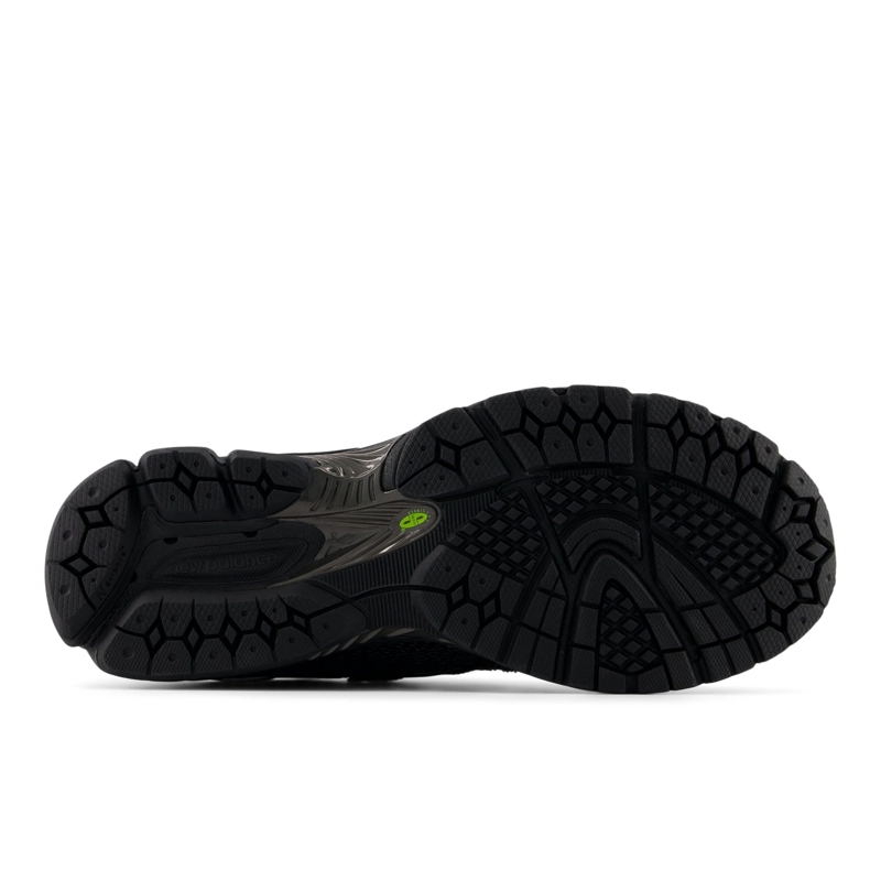 ZAPATILLAS URBANAS UNISEX NEW BALANCE 1906 F NEGRAS/BEIGE - 3