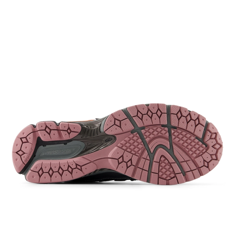 ZAPATILLAS URBANAS UNISEX NEW BALANCE 1906 W GRIS/ROSA - 5