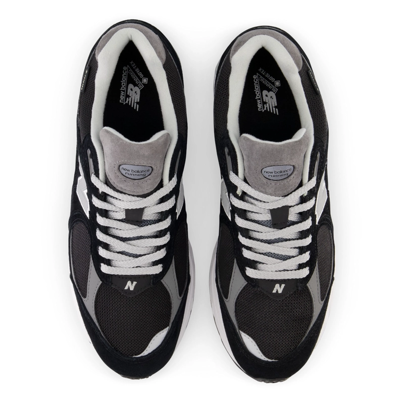 ZAPATILLAS URBANAS UNISEX NEW BALANCE 2002 R NEGRAS/BLANCAS - 4