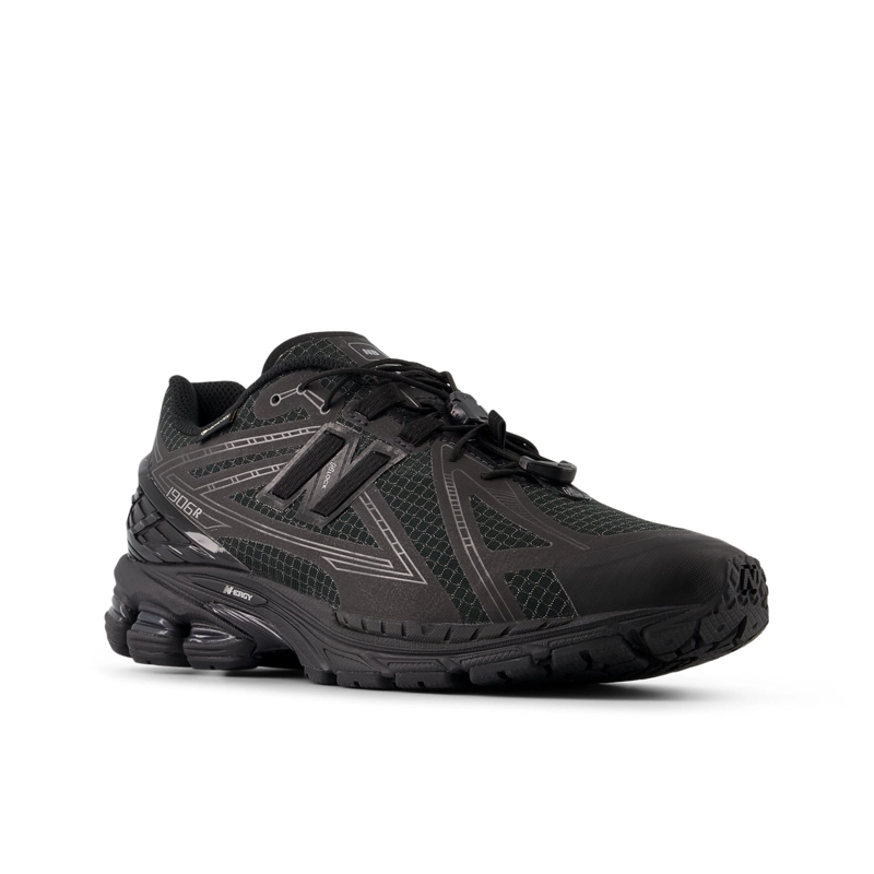 ZAPATILLAS URBANAS UNISEX NEW BALANCE 1906 R NEGRAS - 4