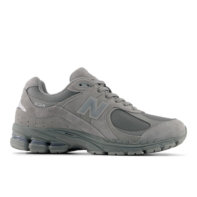 ZAPATILLAS URBANAS UNISEX NEW BALANCE 2002 R GRIS CLARO - 1
