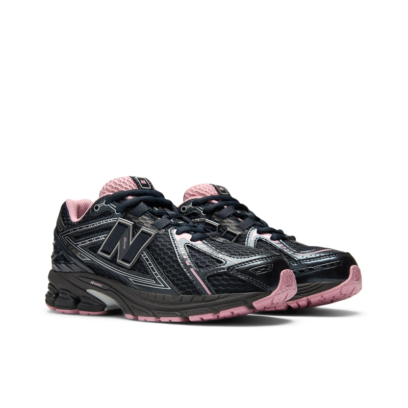 ZAPATILLAS URBANAS NIÑOS NEW BALANCE 1906 R NEGRA/ROSA - 4