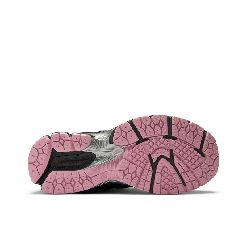 ZAPATILLAS URBANAS NIÑOS NEW BALANCE 1906 R NEGRA/ROSA - 5