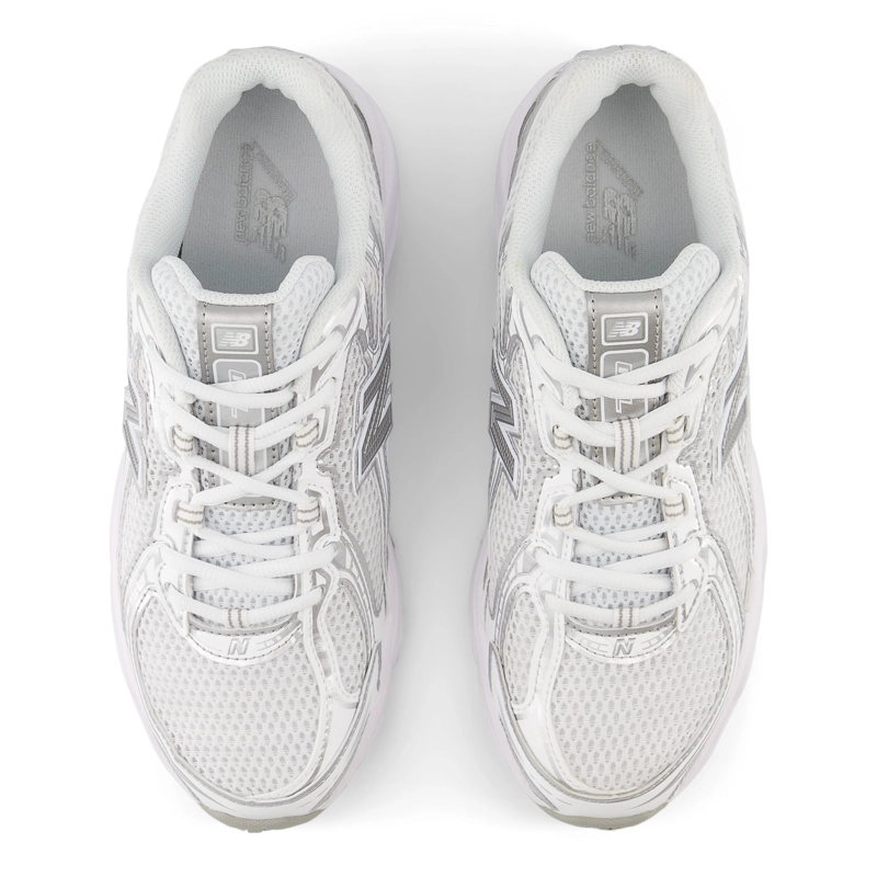 ZAPATILLAS URBANAS UNISEX NEW BALANCE 740 BLANCA/PLATEADO - 7