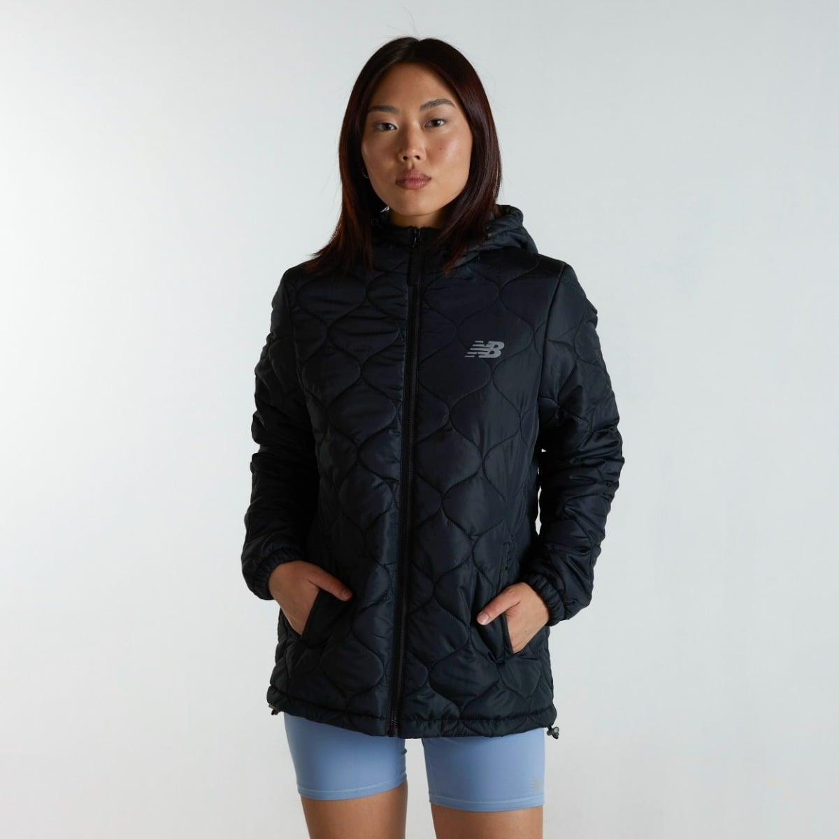 PARKA OUTDOOR MUJER NEW BALANCE NEGRA - 1