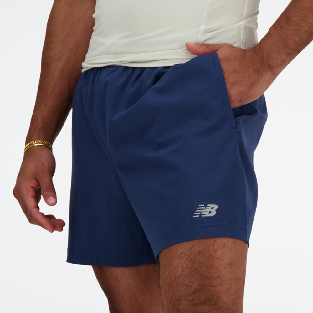SHORTS RUNNING HOMBRE NEW BALANCE MS41227NNY AZUL MARINO - 3