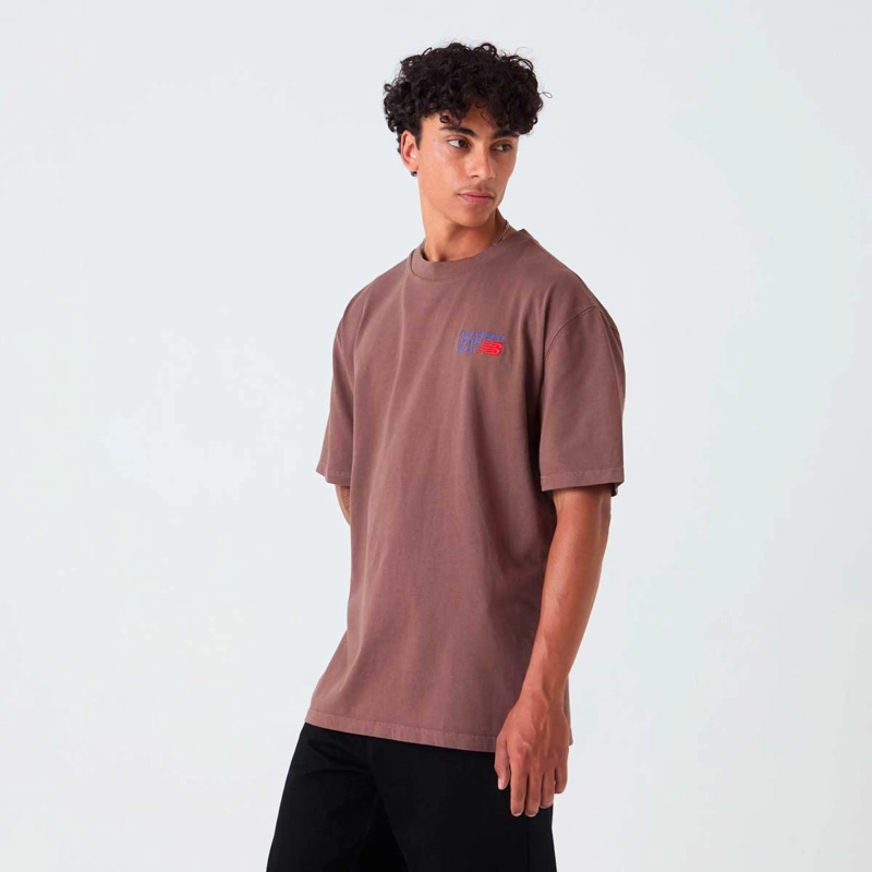 POLERA LIFESTYLE HOMBRE NEW BALANCE ATHLETICS PREMIUM CAFE - 3