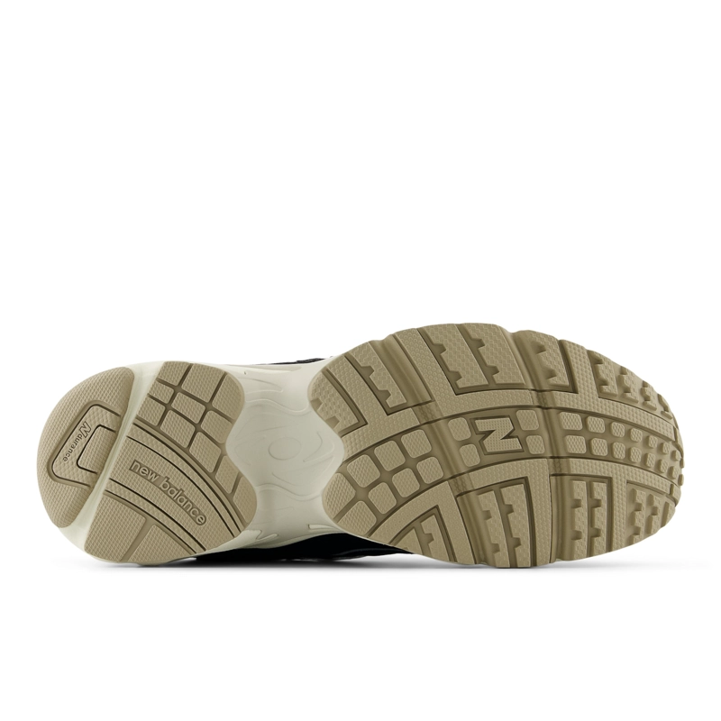 ZAPATILLAS URBANAS UNISEX  NEW BALANCE 725 NEGRAS/BLANCA - 5
