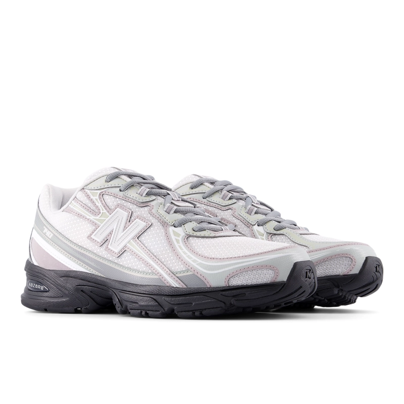 ZAPATILLAS URBANAS UNISEX NEW BALANCE 740 BLANCA/NEGRAS - 4