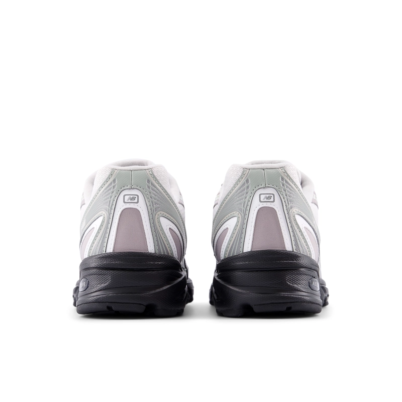 ZAPATILLAS URBANAS UNISEX NEW BALANCE 740 BLANCA/NEGRAS - 6