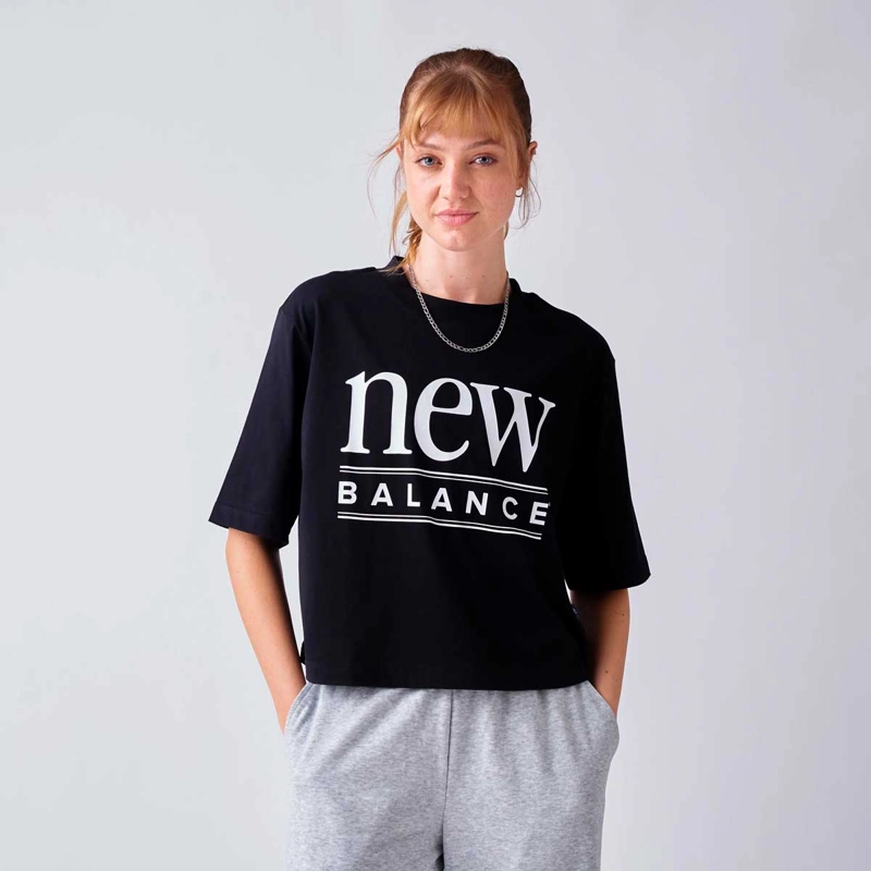NEW BALANCE POLERA LIFESTYLE MUJER NEW BALANCE REIMAGINED RELAXED NEGRA