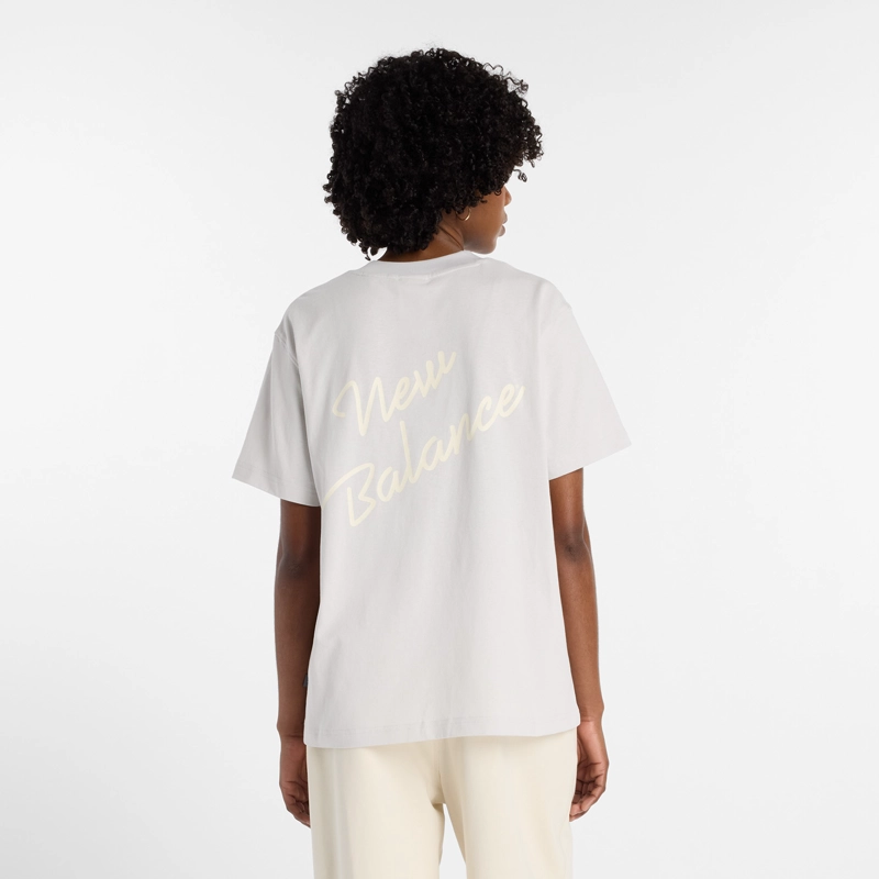 POLERA LIFESTYLE MUJER NEW BALANCE ATHLETICS SCRIPT BLANCA - 2