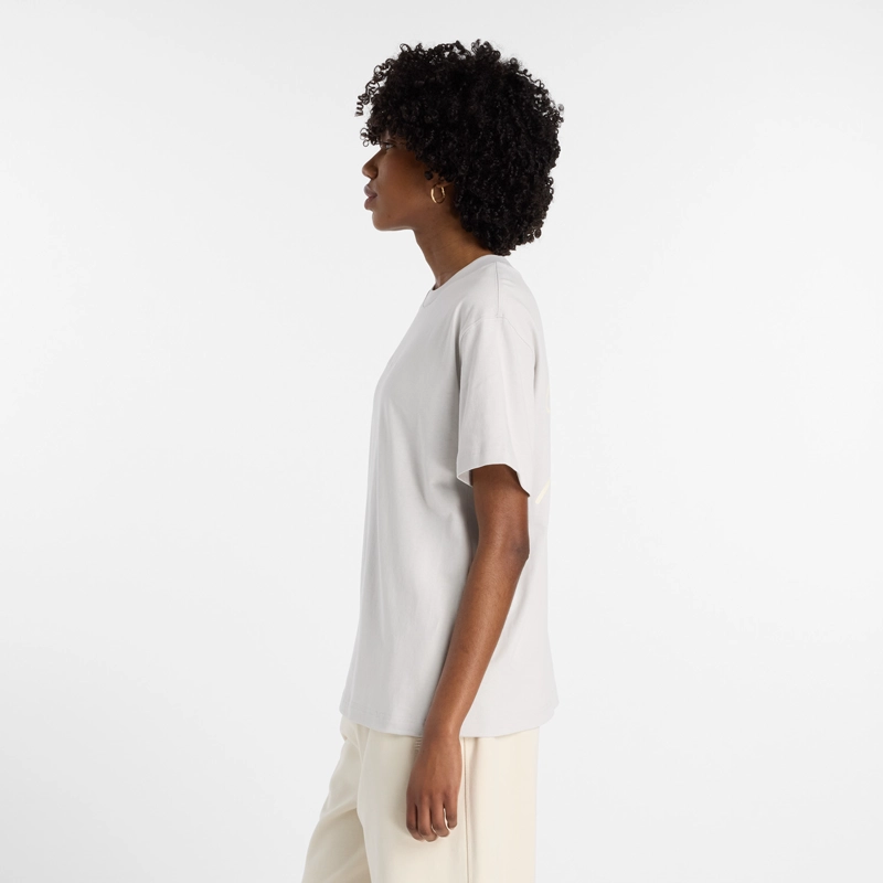 POLERA LIFESTYLE MUJER NEW BALANCE ATHLETICS SCRIPT BLANCA - 5