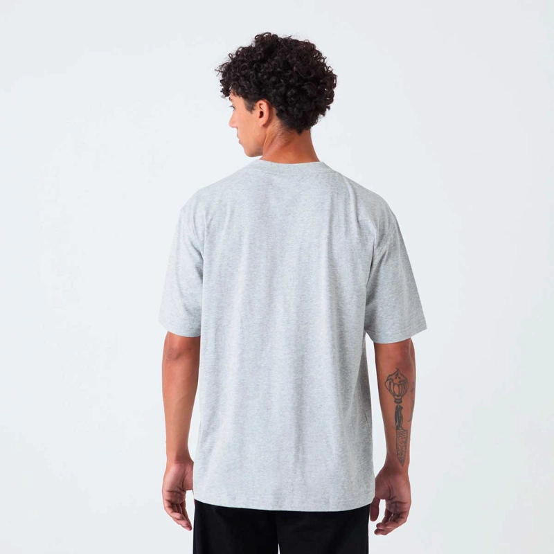 POLERA LIFESTYLE HOMBRE NEW BALANCE ATHLETICS 574 PATCH GRIS - 2