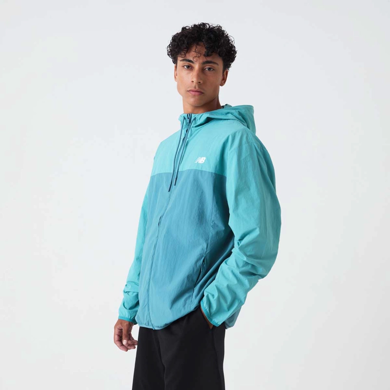 CHAQUETA RUNNING HOMBRE NEW BALANCE ATLETICS VERDE - 3
