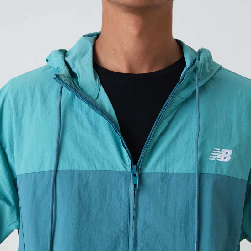 CHAQUETA RUNNING HOMBRE NEW BALANCE ATLETICS VERDE - 4