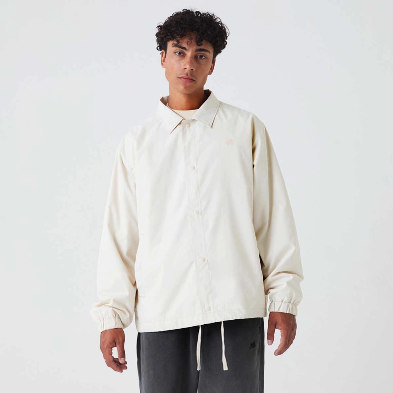 NEW BALANCE CHAQUETA LIFESTYLE HOMBRE NEW BALANCE LIGHTWEIGHT COACHES