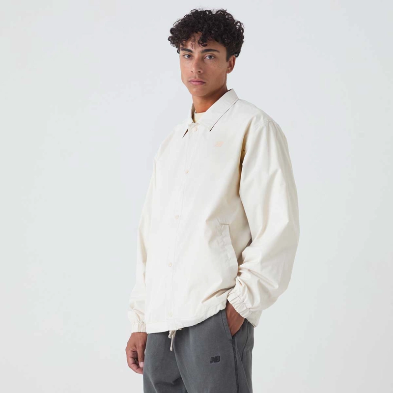 CHAQUETA LIFESTYLE HOMBRE NEW BALANCE LIGHTWEIGHT COACHES - 3