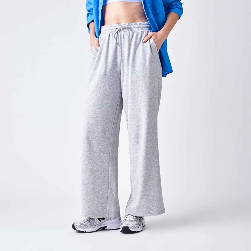 PANTALON LIFESTYLE MUJER NEW BALANCE COASTAL FLEECE GRIS - 3