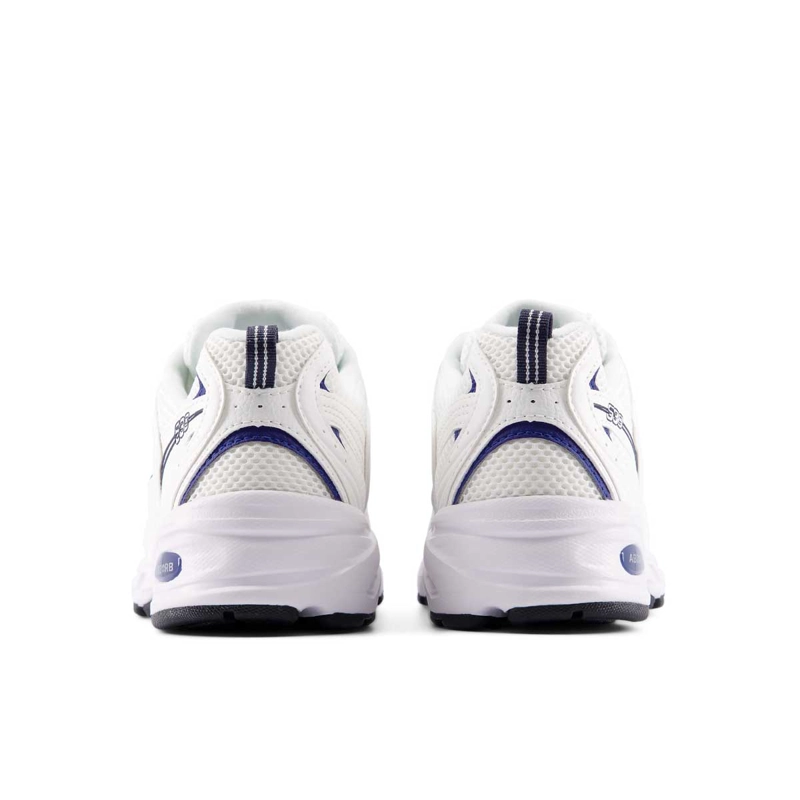 ZAPATILLAS URBANAS UNISEX NEW BALANCE 530 BLANCAS/AZUL - 6