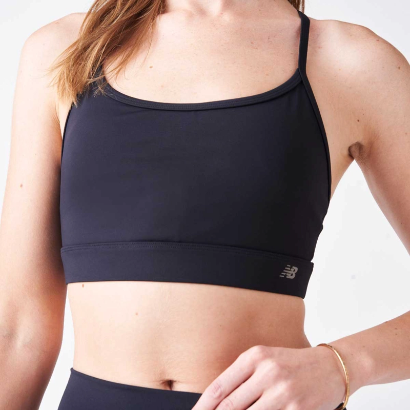 PETO RUNNING MUJER NEW BALANCE ESSENTIAL YOGA BRA NEGRO - 4