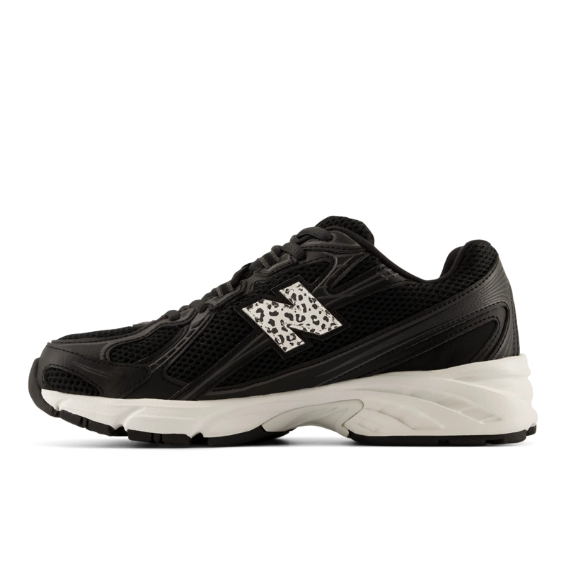 ZAPATILLAS URBANAS UNISEX NEW BALANCE 740 NEGRA/PRINT - 2