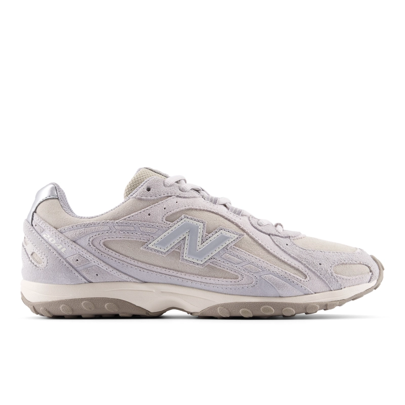 ZAPATILLAS URBANAS UNISEX NEW BALANCE 204 L BEIGE CLARO - 1