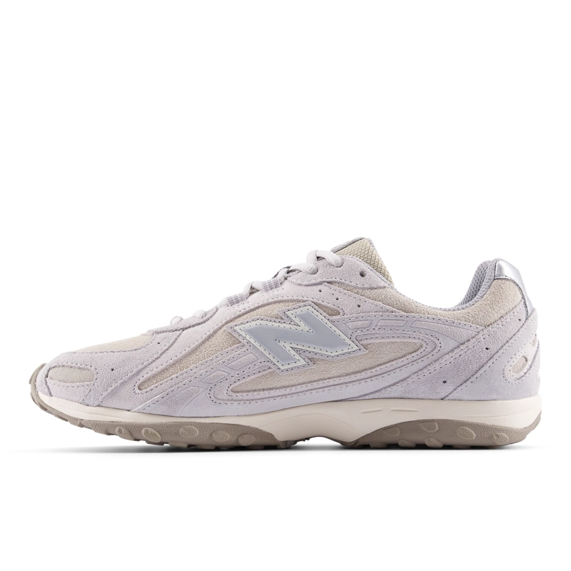 ZAPATILLAS URBANAS UNISEX NEW BALANCE 204 L BEIGE CLARO - 2