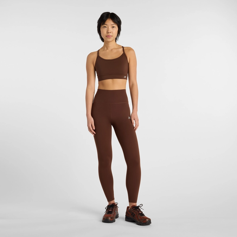 PETO RUNNING MUJER NEW BALANCE ESSENTIALS BRA CAFE - 3