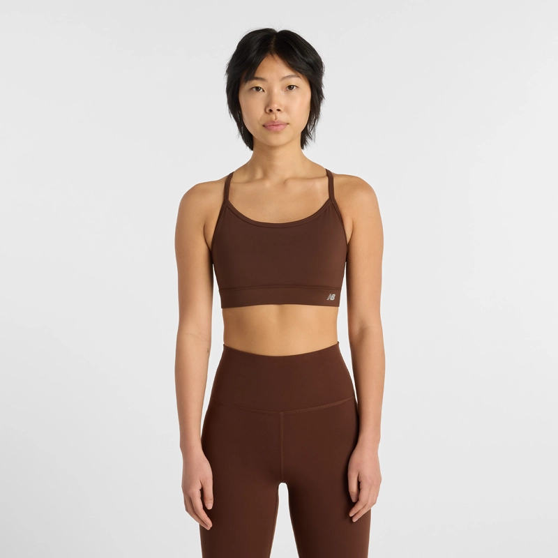 PETO RUNNING MUJER NEW BALANCE ESSENTIALS BRA CAFE - 4