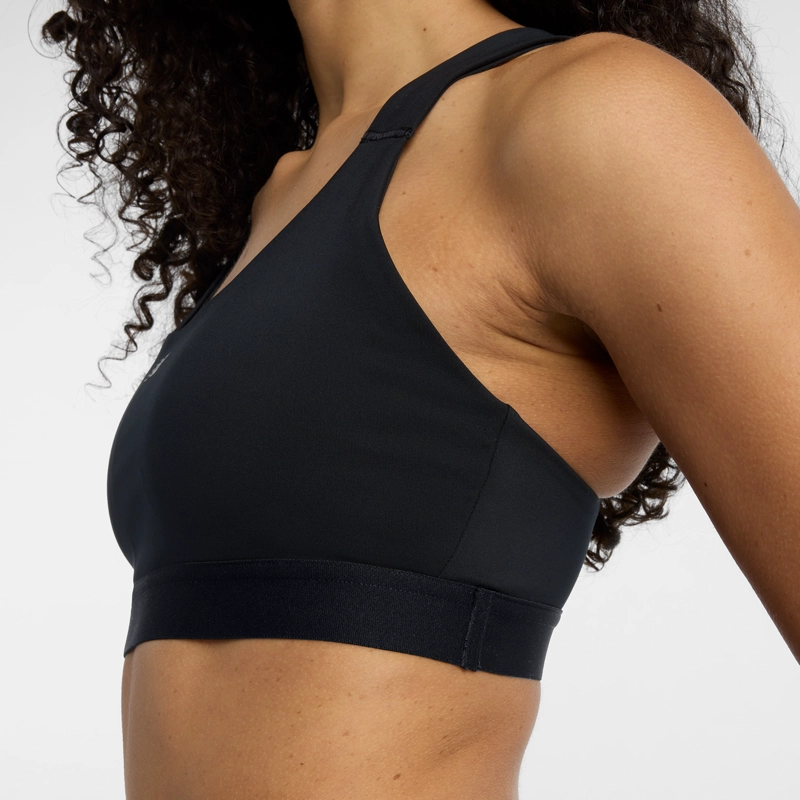 PETO RUNNING MUJER NEW BALANCE ESSENTIAL TRAIN BRA NEGRO - 7