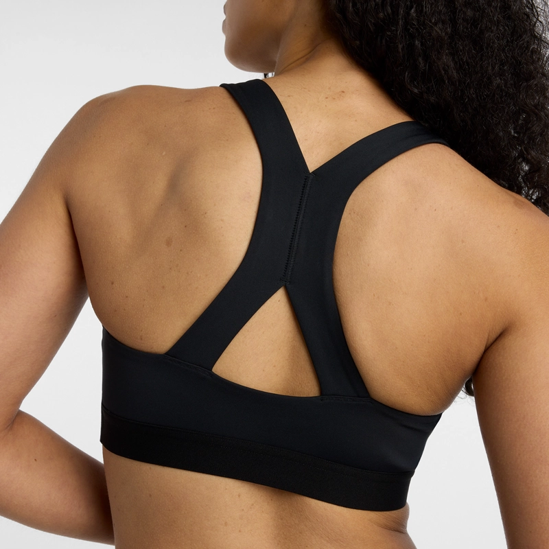 PETO RUNNING MUJER NEW BALANCE ESSENTIAL TRAIN BRA NEGRO - 8
