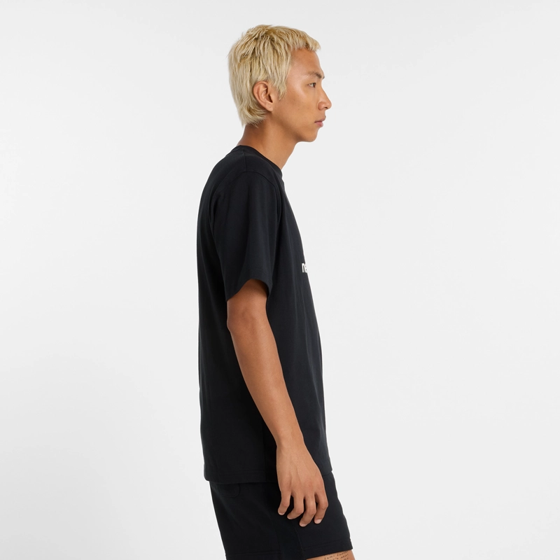 POLERA LIFESTYLE HOMBRE NEW BALANCE ATHLETICS LOGO NEGRA - 4