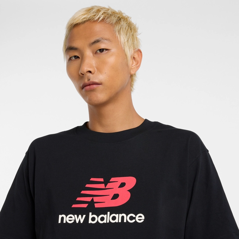 POLERA LIFESTYLE HOMBRE NEW BALANCE ATHLETICS LOGO NEGRA - 6