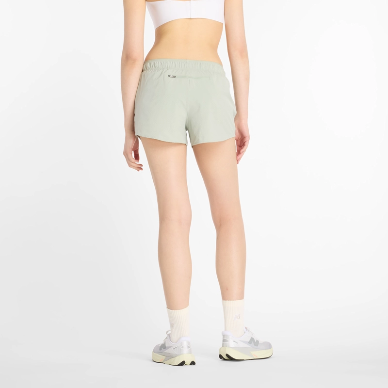 SHORT MUJER NEW BALANCE SPORT RC3 BEIGE - 3