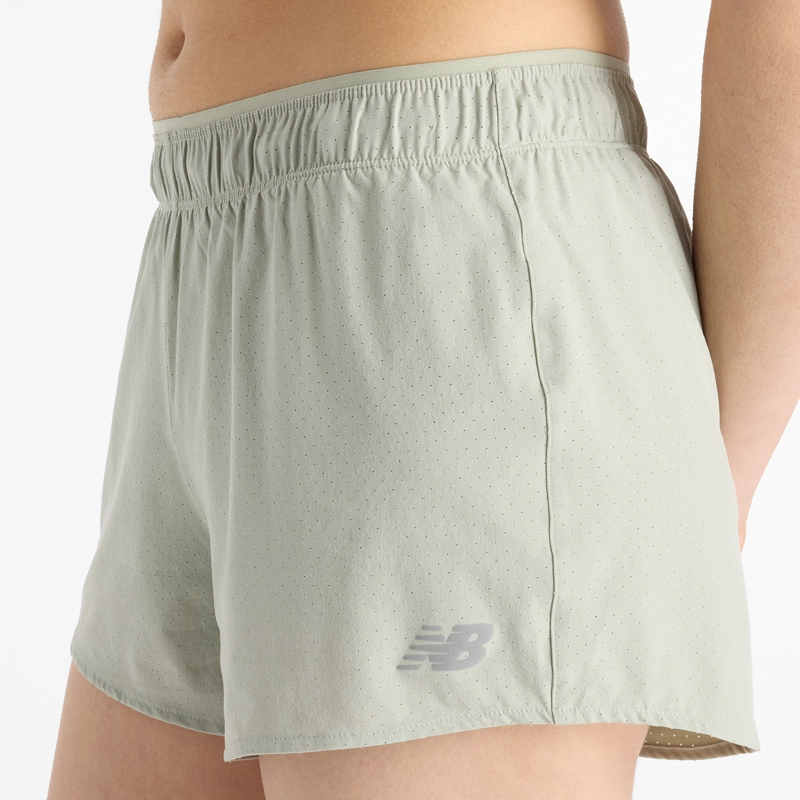 SHORT MUJER NEW BALANCE SPORT RC3 BEIGE - 6