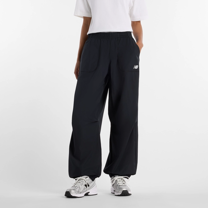 PANTALON LIFESTYLE MUJER NEW BALANCE TRACKSIDE NEGRO - 1