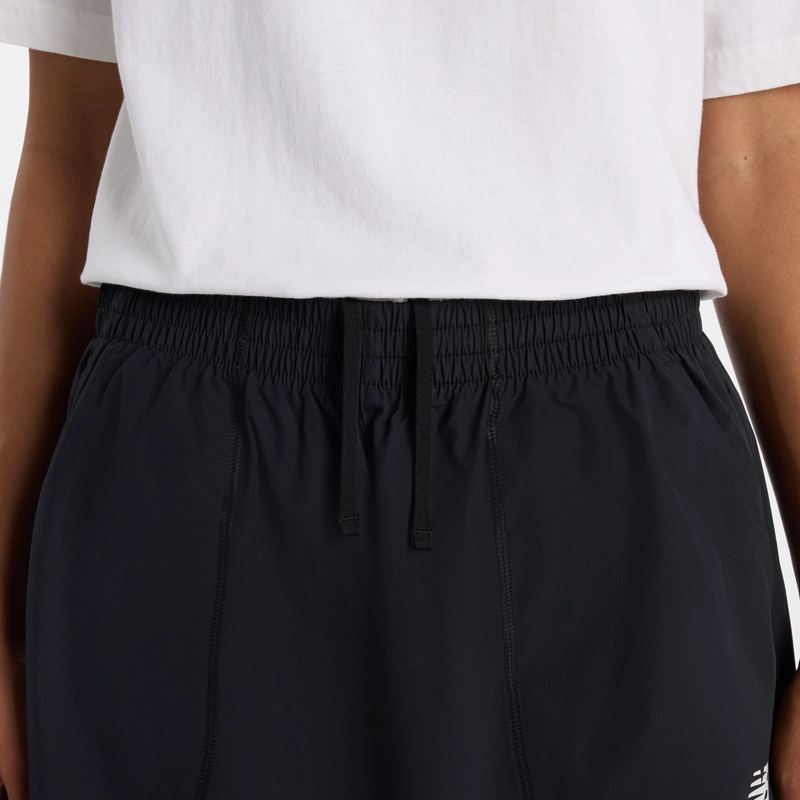 PANTALON LIFESTYLE MUJER NEW BALANCE TRACKSIDE NEGRO - 5