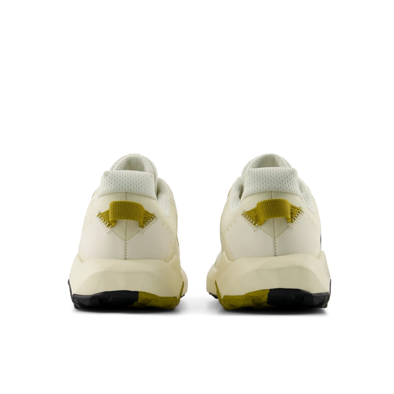 ZAPATILLAS TRAIL HOMBRE NEW BALANCE DYNASOFT V6 AAMARILLAS - 6