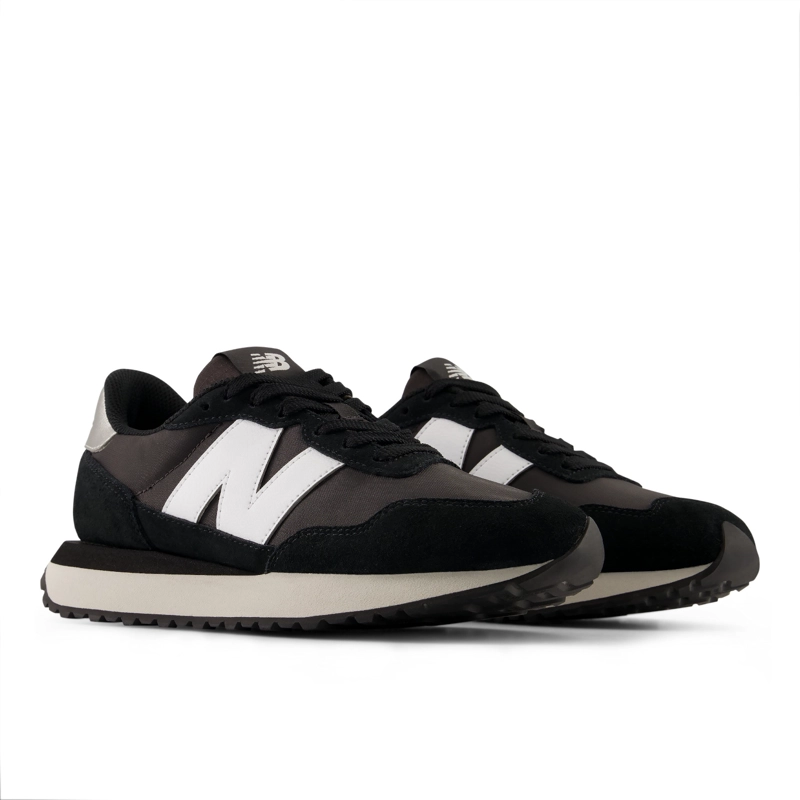 ZAPATILLAS URBANAS MUJER NEW BALANCE 237 NEGRAS/BLANCA - 4