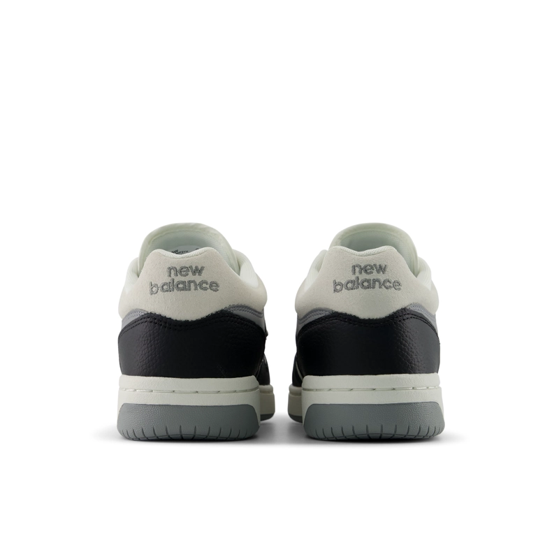 ZAPATILLAS URBANAS UNISEX NEW BALANCE 480 NEGRAS/BEIGE - 6