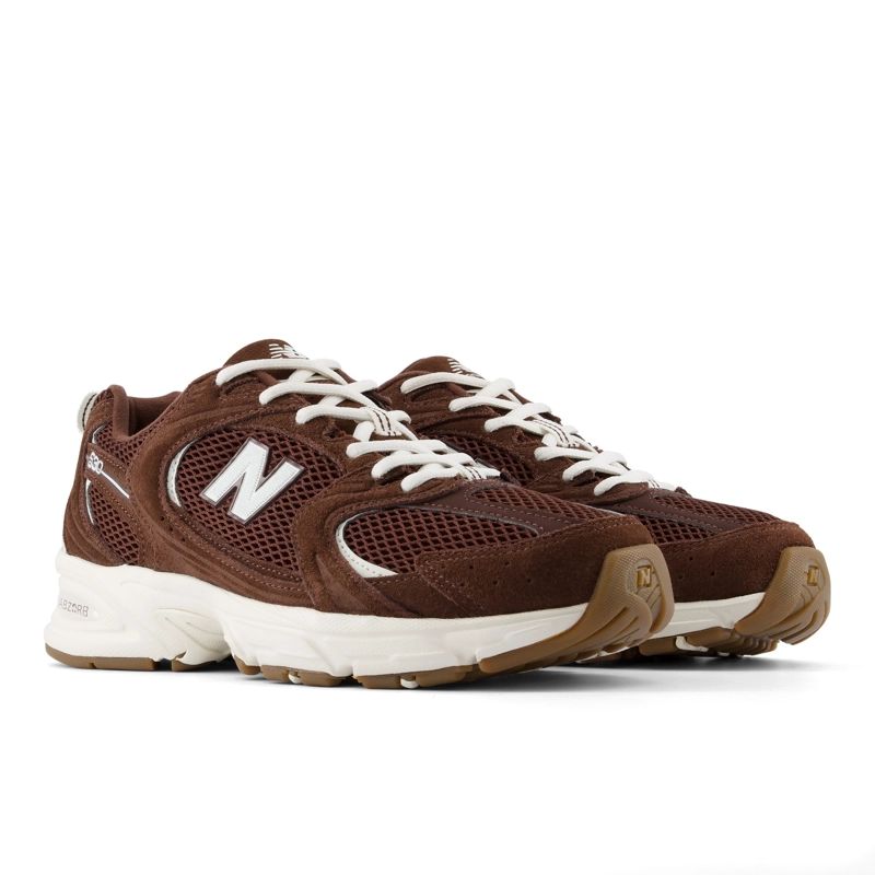ZAPATILLAS URBANAS UNISEX NEW BALANCE 530 CAFE OSCURO - 4