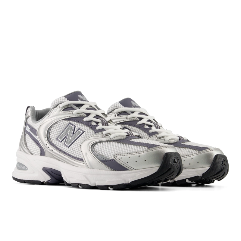 ZAPATILLAS URBANAS UNISEX NEW BALANCE 530 GRISES/BLANCAS - 4